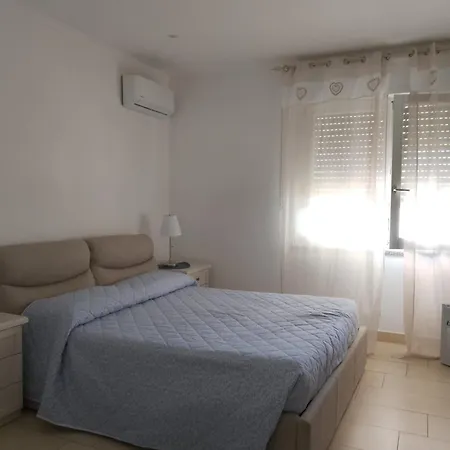 ベッド・アンド・ブレックファスト Bentos Di Lucarelli S プーラ