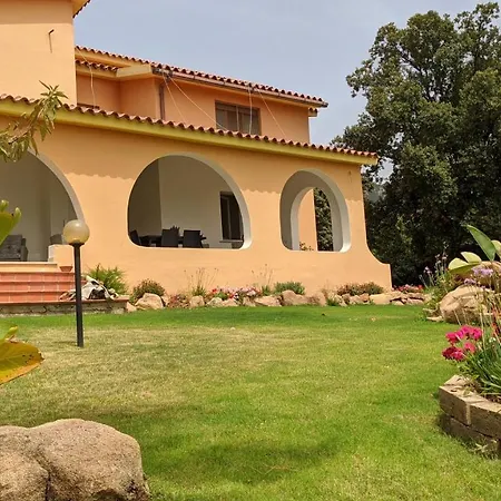 Bed & Breakfast Bentos Di Lucarelli S *